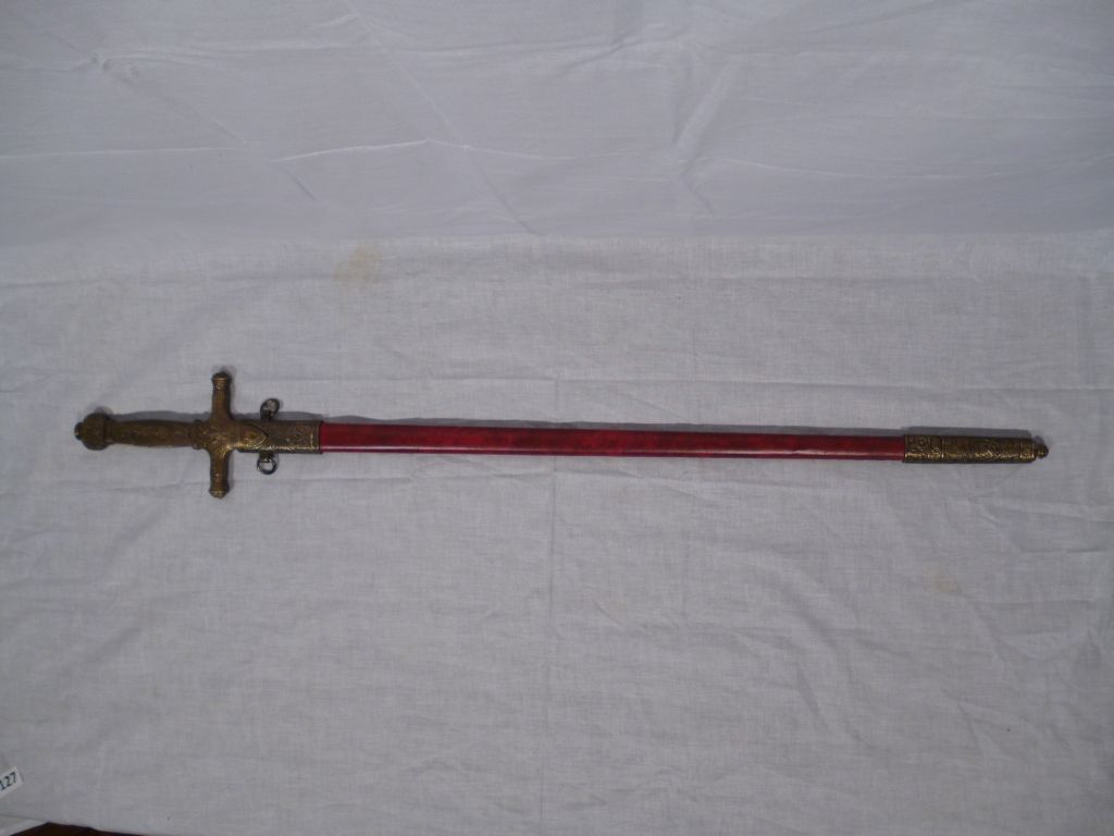 Nagyméretű rendkívül díszes római kard